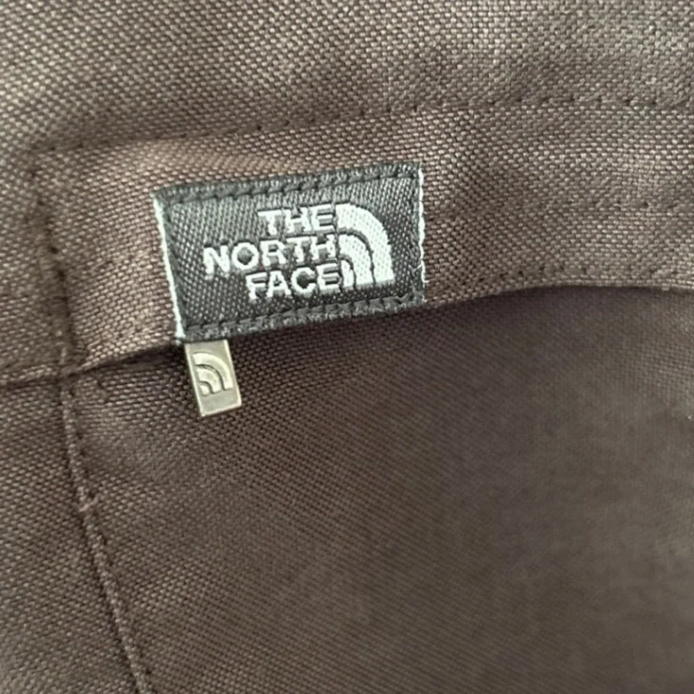 The North Face Mens Long Sleeve Button‎ Down Shirt Brown XL Lightweight Outdoor